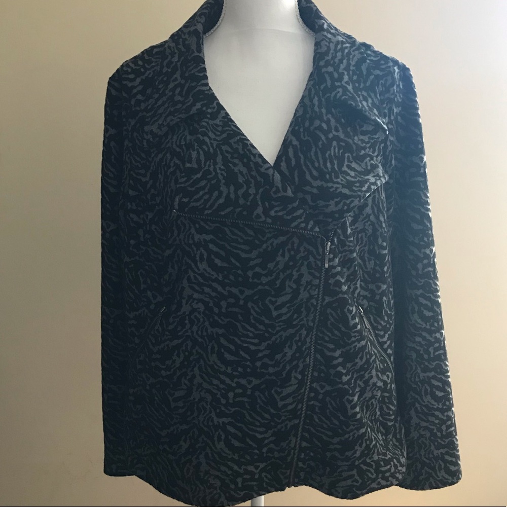 Moto-type Animal print Blazer. Size 1X.
